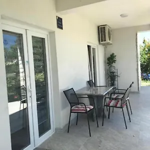 Dobric Apartament