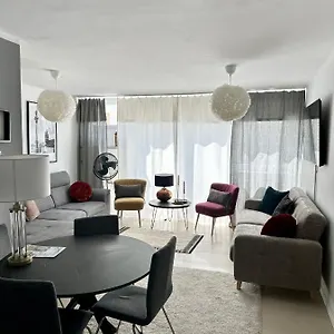 apartament-warszawa-rdmiecie.warsawhotelspoland.com/