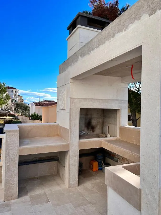 Luxury Beachfront Villa Carlisa Čiovo Apartament