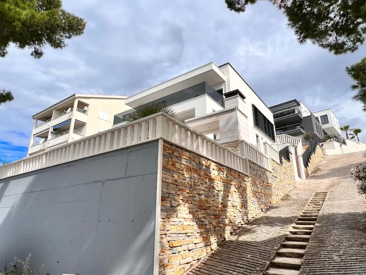 Luxury Beachfront Villa Carlisa Čiovo 0*,